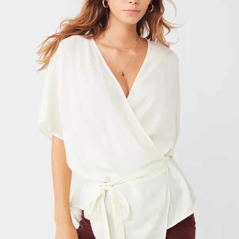 Urban Outfitters Kimono Wrap Tunic Top - Picture 2 of 3